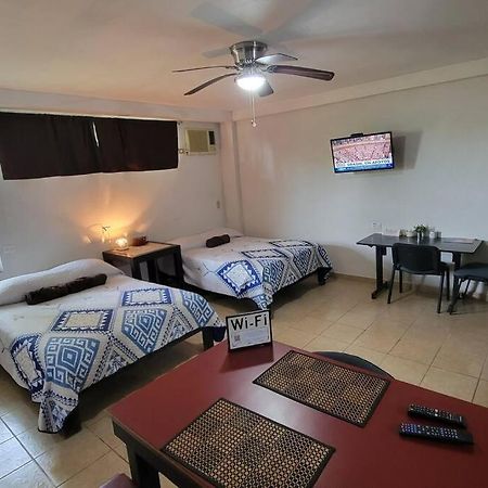Depab Privado, Centrico,Wifi 80 Mb ,Aire Acondicionado ,Cocina, Cochera Techada, Ciudad Valles Buitenkant foto