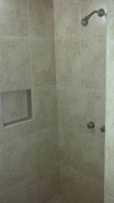 Depab Privado, Centrico,Wifi 80 Mb ,Aire Acondicionado ,Cocina, Cochera Techada, Ciudad Valles Buitenkant foto